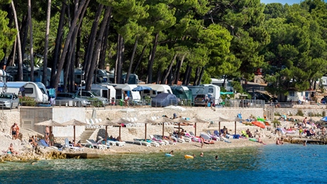 Isola di cres campeggi